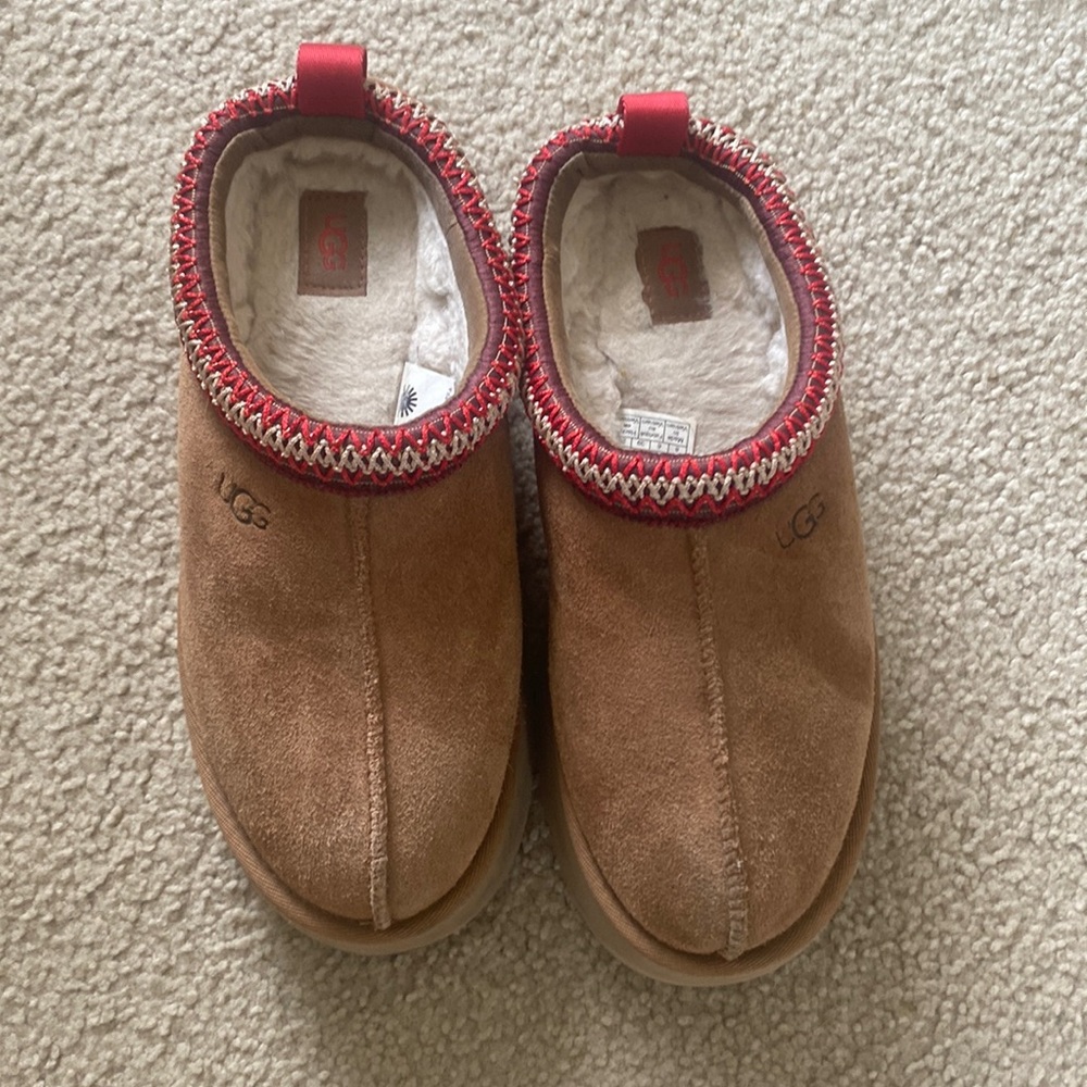 Ugg Tazz platform slippers